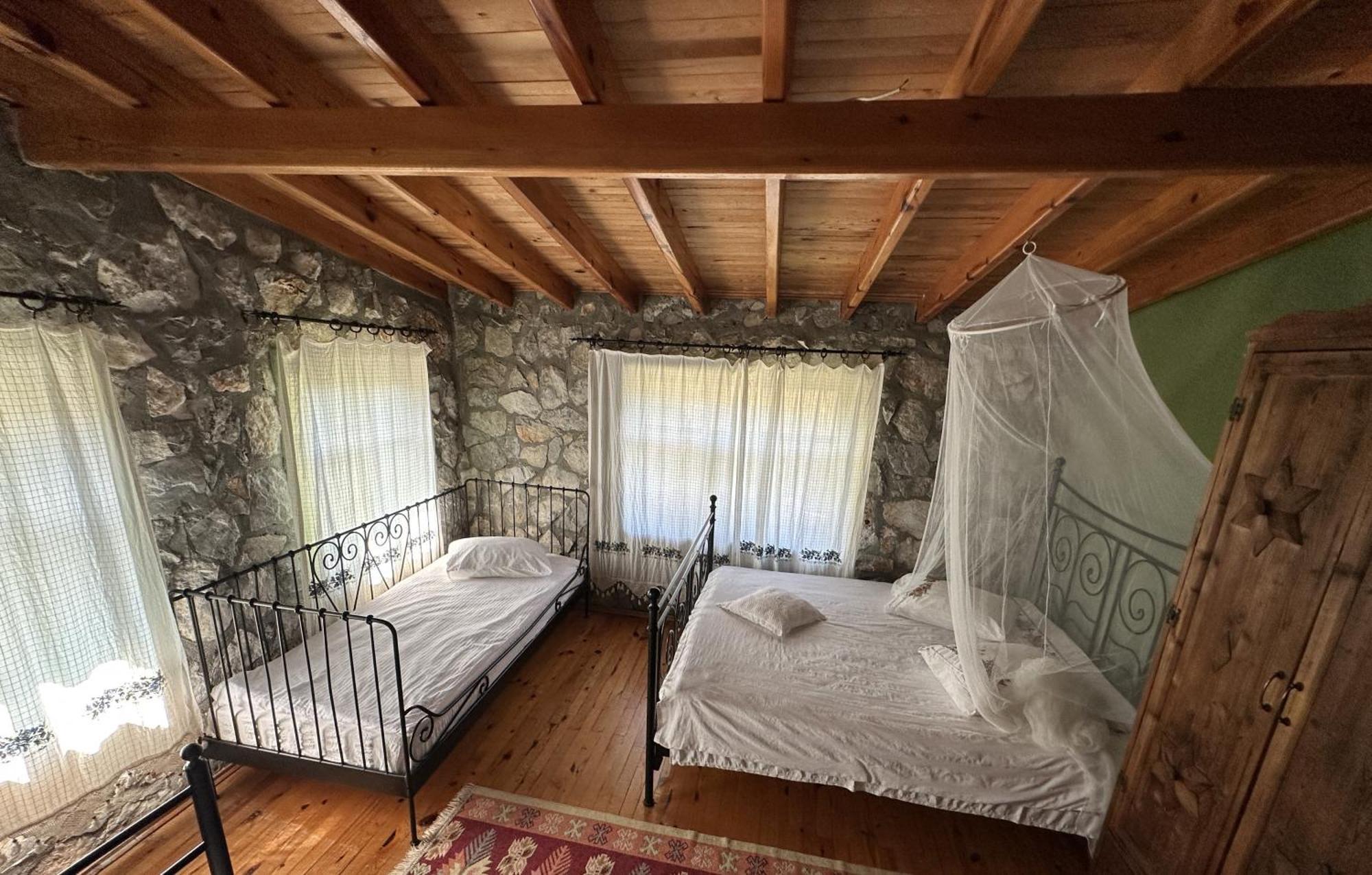 달라만 Otantik Tas Ev B&B 외부 사진