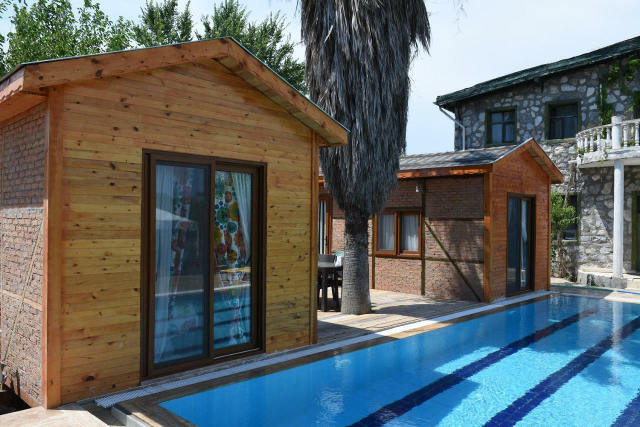 달라만 Otantik Tas Ev B&B 외부 사진
