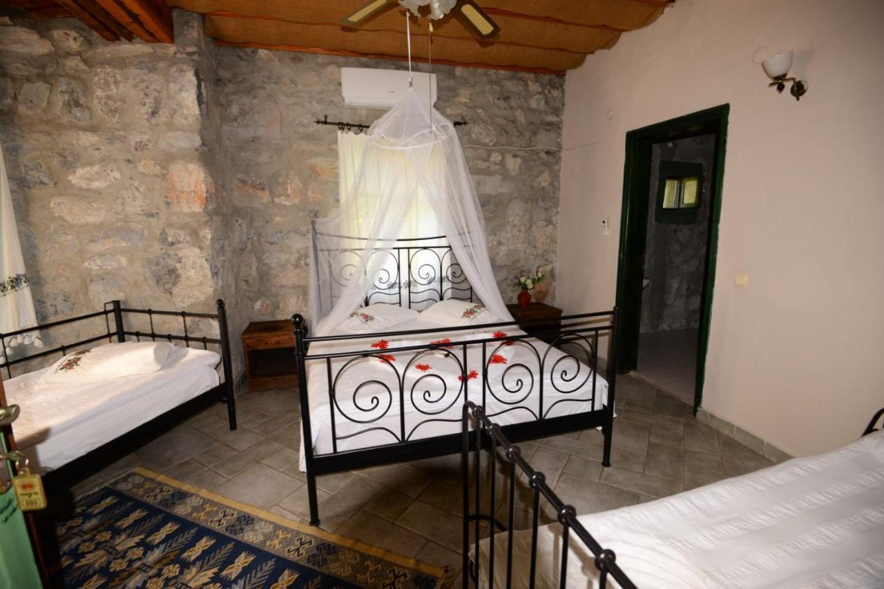 달라만 Otantik Tas Ev B&B 외부 사진